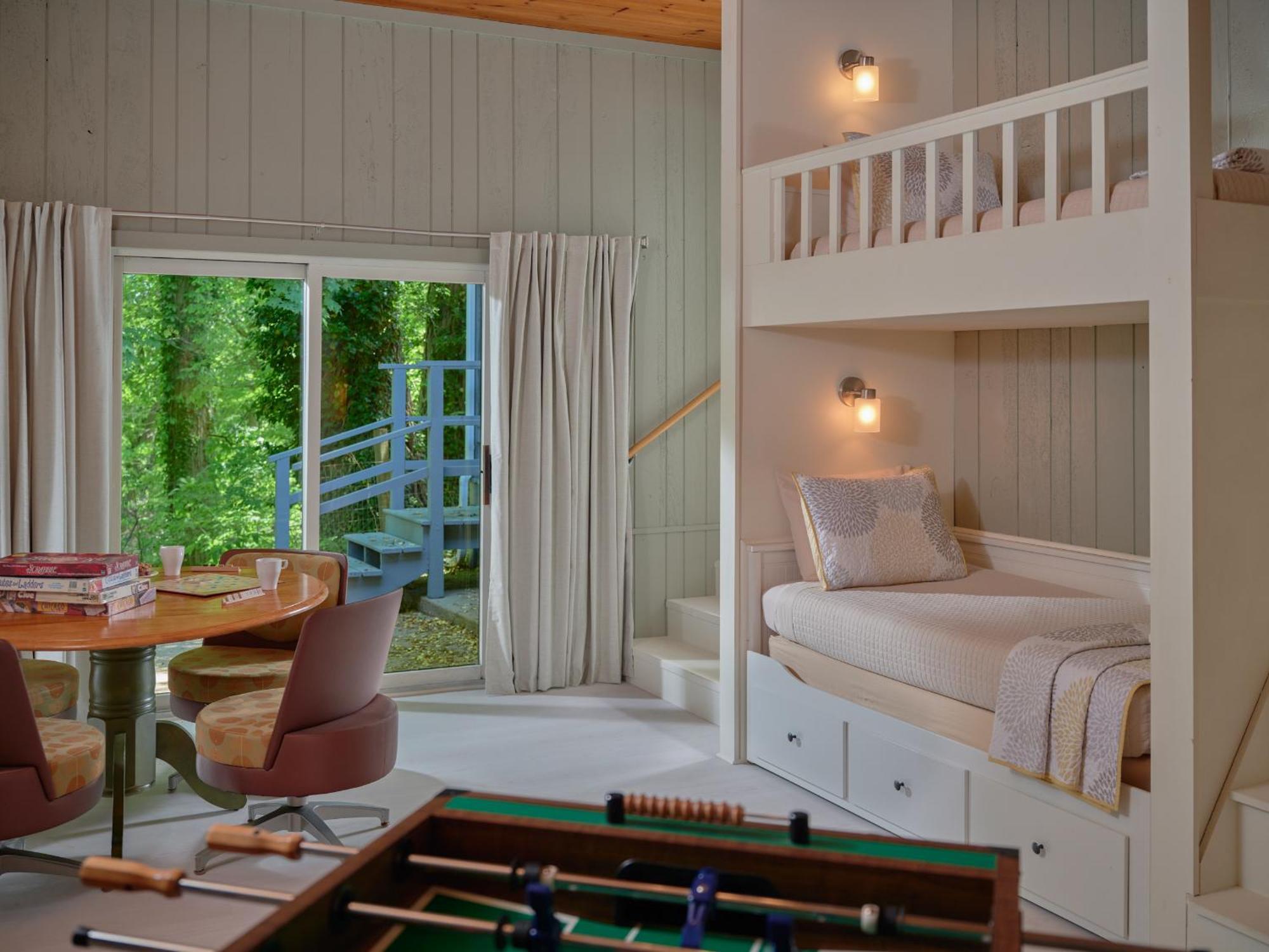 Goldberry Woods- A Modern Farm Resort Union Pier Экстерьер фото