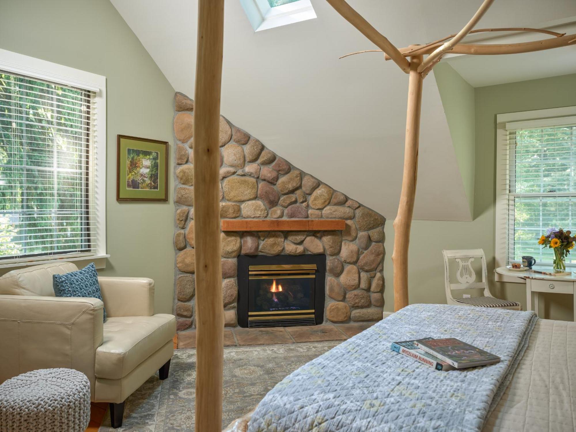 Goldberry Woods- A Modern Farm Resort Union Pier Экстерьер фото